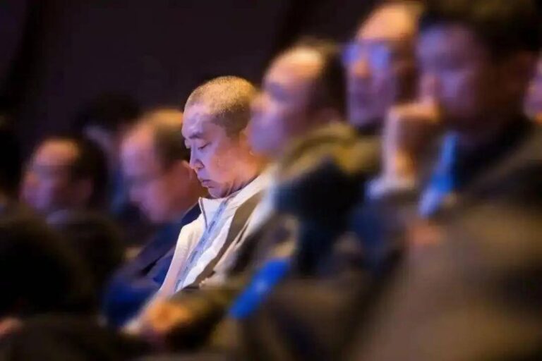XM外汇平台监管不用写代码就可开发智慧体，还用学编程吗